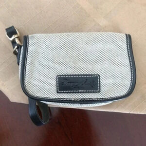 dooney & bourke oncour twist flap wristlet